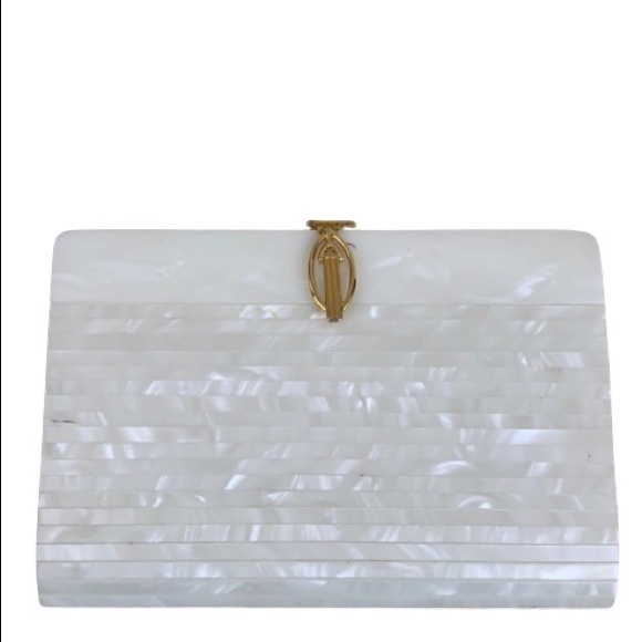 Vintage Handbags - VINTAGE WHITE SHELL EVENING CLUTCH